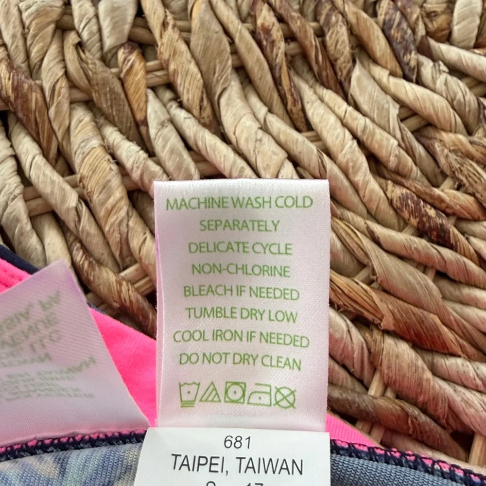 Lilly Pulitzer Luxletic Weekender Sunset Safari Palms Legging - Picture 14 of 15